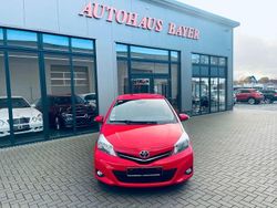Rot Gebraucht 2013 Toyota Yaris Edition Limousine | 6.999 € (Fairer Preis)