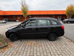 Schwarz Gebraucht 2009 Skoda Fabia Kleinwagen | 1.200 € (Guter Preis)