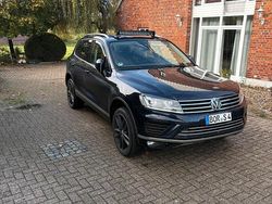 Blau Gebraucht 2015 VW Touareg Terrain Tech SUV | 14.999 € (Superpreis)