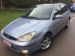 Blau Gebraucht 2004 Ford Focus Viva Limousine | 499 € (Superpreis)