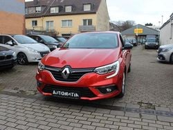 Rot Gebraucht 2019 Renault Mégane IV LIMITED Limousine | 12.999 € (Guter Preis)