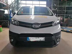 Weiß Gebraucht 2022 Toyota Proace Van | 22.999 €