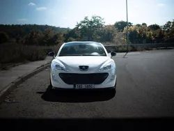 Weiß Gebraucht 2011 Peugeot RCZ Coupé | 7.700 € (Etwas zu teuer)