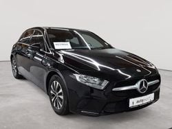 Kosmosschwarz metallic Gebraucht 2021 Mercedes A180 Style Limousine | 18.590 € (Guter Preis)
