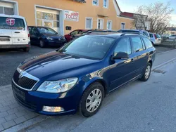 Stormblau metallic Gebraucht 2012 Skoda Octavia Active Kombi | 2.400 € (Fairer Preis)