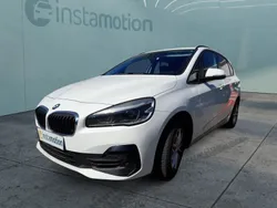 Weiß Gebraucht 2021 BMW 216 Active Tourer Advantage Van / Kleinbus | 17.488 €