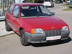 Rot Gebraucht 1986 Opel Kadett Limousine | 3.950 €