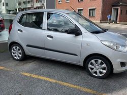 Silber Gebraucht 2011 Hyundai i10 Classic Kleinwagen | 5.000 € (Teuer)