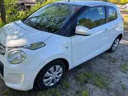 Weiß Gebraucht 2015 Citroën C1 Kleinwagen | 2.900 €