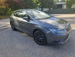 Grau Gebraucht 2016 Seat Leon CONNECT Limousine | 10.450 € (Guter Preis)