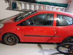 Rot Gebraucht 2009 Renault Twingo Kleinwagen | 2.900 €