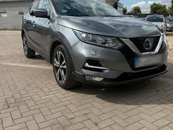 Grau Gebraucht 2017 Nissan Qashqai SUV | 11.500 € (Guter Preis)