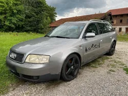 Silber Gebraucht 2001 Audi A6 Kombi | 3.100 € (Fairer Preis)