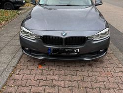 Grau Gebraucht 2016 BMW 320 Efficient Dynamics Kombi | 10.700 € (Teuer)