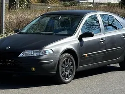 Schwarz Gebraucht 2003 Renault Laguna II Kleinwagen | 2.799 € (Fairer Preis)