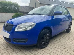 Blau Gebraucht 2009 Skoda Fabia Ambiente Limousine | 2.190 € (Guter Preis)