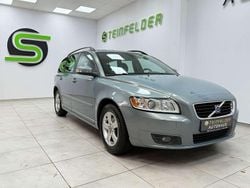 Blau Gebraucht 2008 Volvo V50 Momentum Kombi | 2.990 € (Fairer Preis)