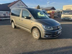 Grau Gebraucht 2017 VW Caddy Maxi Highline Van / Kleinbus | 21.999 € (Fairer Preis)