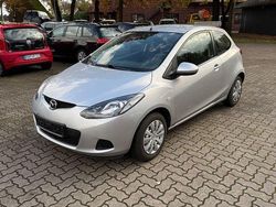 Silber Gebraucht 2010 Mazda 2 Limousine | 4.950 € (Etwas zu teuer)