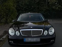 Schwarz Gebraucht 2005 Mercedes E200 Limousine | 4.300 € (Fairer Preis)