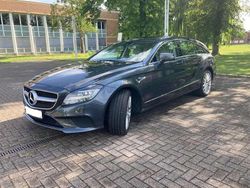Grau Gebraucht 2014 Mercedes CLS350 Shooting Brake Kombi | 19.900 € (Fairer Preis)