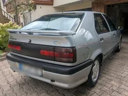 Silber Gebraucht 1993 Renault 19 Limousine | 1.100 €