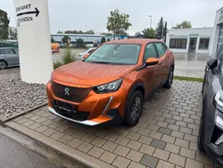 Orange Gebraucht 2020 Peugeot e-2008 Active SUV | 14.400 € (Guter Preis)