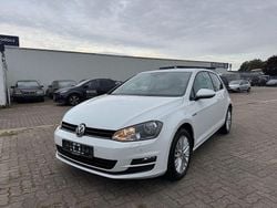 Weiß Gebraucht 2014 VW Golf VII Cup Limousine | 6.999 € (Guter Preis)