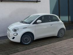 Weiß Gebraucht 2023 Fiat 500e Limousine | 25.900 € (Teuer)