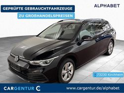 Deep black perleffekt Gebraucht 2022 VW Golf VIII Life Kombi | 17.507 € (Fairer Preis)
