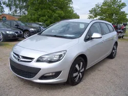 Silber Gebraucht 2014 Opel Astra Edition Kombi | 4.500 € (Guter Preis)