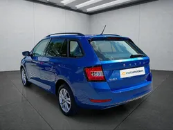 Blau Gebraucht 2021 Skoda Fabia Kombi | 16.499 € (Guter Preis)