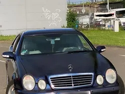 Blau Gebraucht 2001 Mercedes CLK320 Coupé | 3.700 €