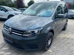 Grau Gebraucht 2019 VW Caddy Trendline Van / Kleinbus | 17.990 € (Fairer Preis)