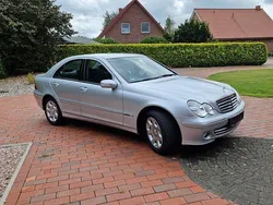 Silber Gebraucht 2006 Mercedes C200 Elegance Limousine | 3.400 € (Fairer Preis)