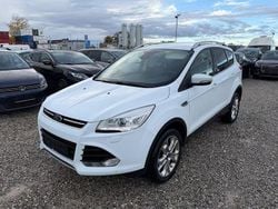 Weiß Gebraucht 2016 Ford Kuga Titanium SUV | 6.800 € (Superpreis)