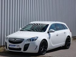 Weiß Gebraucht 2012 Opel Insignia OPC Kombi | 12.480 € (Teuer)