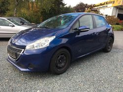 Blau Gebraucht 2014 Peugeot 208 Active Kleinwagen | 2.900 € (Guter Preis)