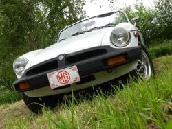 Weiß Gebraucht 1977 MG B Cabrio | 8.990 €