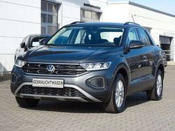 Indiumgrau metallic Gebraucht 2024 VW T-Roc Life SUV | 29.990 € (Fairer Preis)