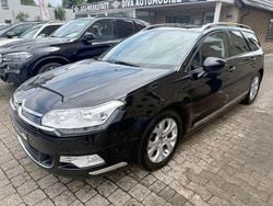 Schwarz Gebraucht 2016 Citroën C5 SELECTION Kombi | 11.499 €