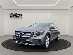 Grau Gebraucht 2017 Mercedes GLA200 Urban SUV | 18.490 € (Fairer Preis)