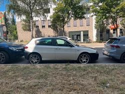 Weiß Gebraucht 2009 Alfa Romeo 147 Kleinwagen | 2.000 € (Guter Preis)