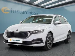 Weiß Gebraucht 2022 Skoda Octavia Kombi | 20.549 € (Guter Preis)
