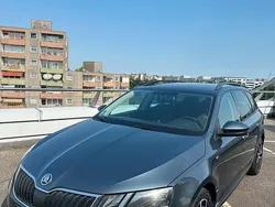 Grau Gebraucht 2019 Skoda Octavia Kombi | 7.600 € (Guter Preis)