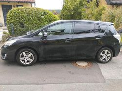 Schwarz Gebraucht 2015 Toyota Verso Van / Kleinbus | 5.700 € (Fairer Preis)