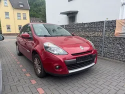 Rot Gebraucht 2009 Renault Clio III Dynamique Kleinwagen | 2.499 € (Guter Preis)