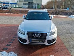 Grau Gebraucht 2009 Audi Q5 S-Line SUV | 9.000 € (Etwas zu teuer)