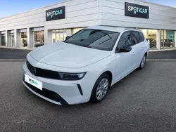 Weiß Gebraucht 2023 Opel Astra Elegance Kombi | 20.280 € (Superpreis)