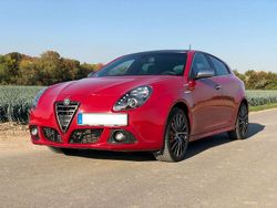 Rot Gebraucht 2014 Alfa Romeo Giulietta Kleinwagen | 9.600 € (Guter Preis)